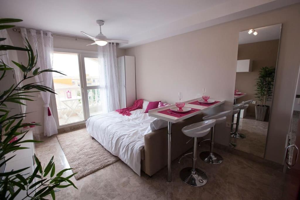 Beau Studio Meuble Avec Vue Mer Almerimar Dış mekan fotoğraf